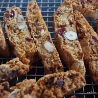 fruit + nut biscotti