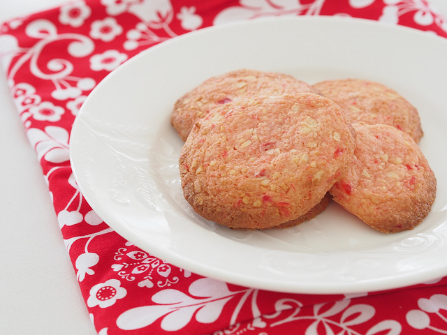 Dehydrated Cherry Almond Cookies – Ronco