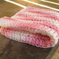 a quick facewasher to crochet